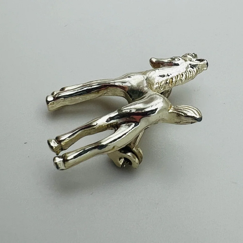 Horse Brooch Vintage Gold Tone Standing Figural Pony Whimsical‎ Equestrian Pin